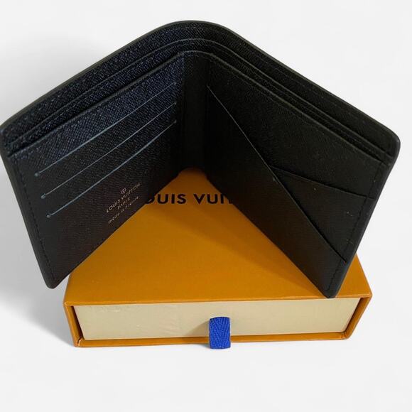 Louis Vuitton Damier Graphite Canvas Multiple Wallet model N62663 - Picture 3 of 4